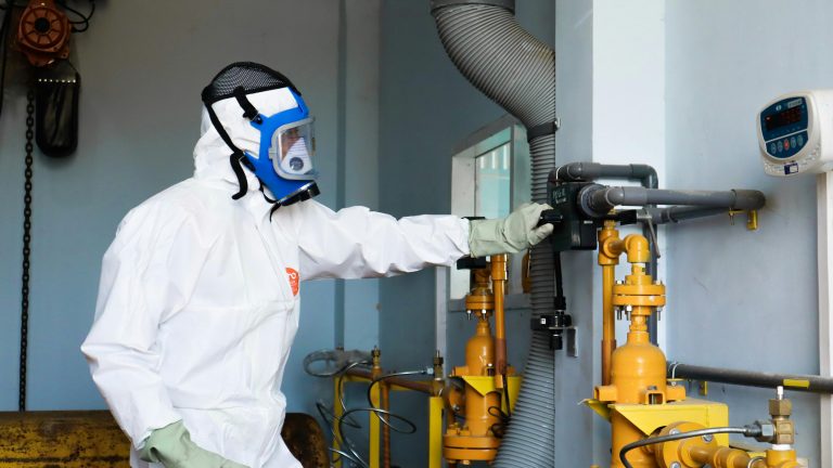 Làm thế nào để xây dựng tiêu chuẩn an toàn trong công tác bảo dưỡng nhà máy