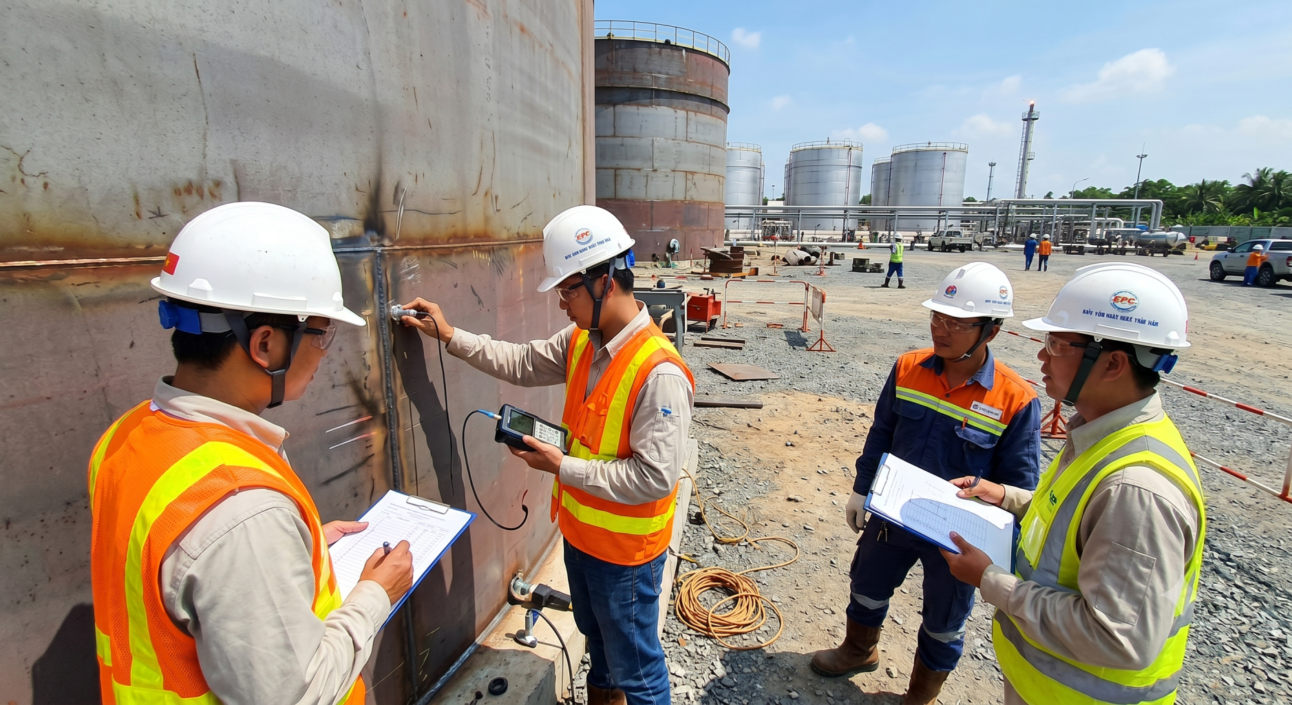 Steel Oil Storage Tank Design